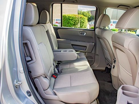 Used 2013 Honda Pilot EX image 16