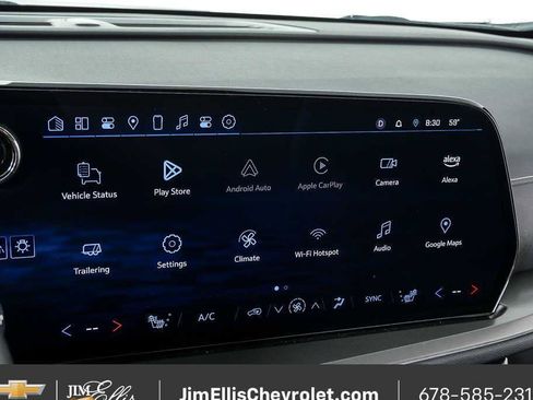 Certified 2025 Chevrolet Traverse LT FWD image 13