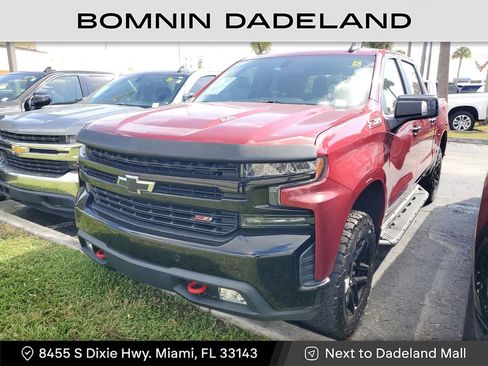 Used 2020 Chevrolet Silverado 1500 LT Trail Boss image 3