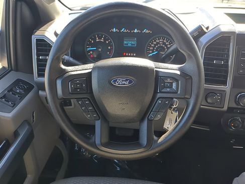 Used 2018 Ford F150 XLT image 14