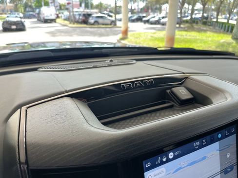 New 2023 RAM 2500 Limited image 42