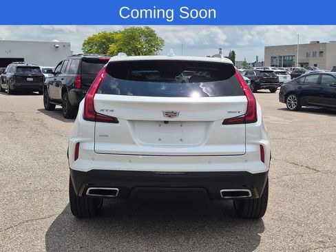 Used 2024 Cadillac XT4 Premium Luxury AWD/4WD image 5