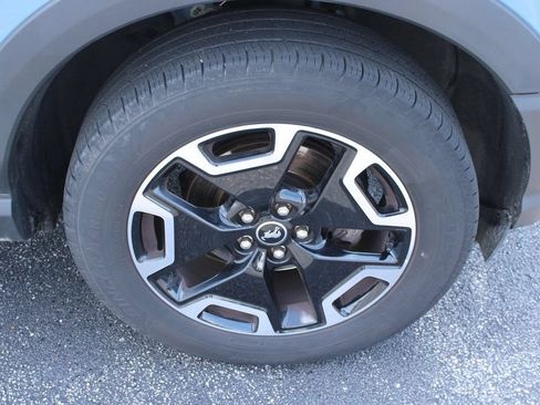 Used 2022 Ford Bronco Sport Outer Banks w/ Tech Package AWD/4WD image 19