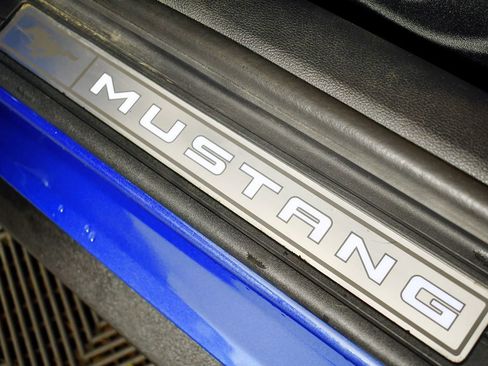 Used 2017 Ford Mustang GT Premium w/ Equipment Group 401A image 27