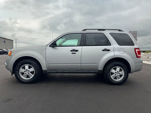 Used 2009 Ford Escape XLT AWD/4WD image 8