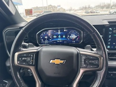 Used 2023 Chevrolet Silverado 1500 High Country AWD/4WD image 14