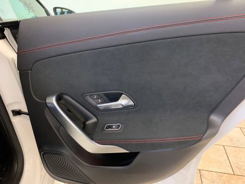 Used 2023 Mercedes-Benz CLA 250 4MATIC image 56