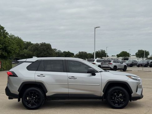 Used 2025 Toyota RAV4 LE FWD image 3