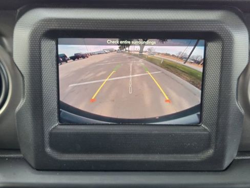 Certified 2022 Jeep Wrangler Unlimited Sport image 18