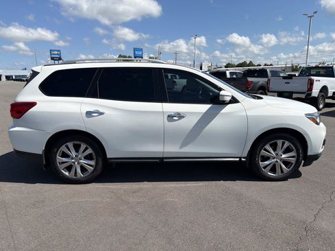 Used 2018 Nissan Pathfinder SL w/ SL Premium Package AWD/4WD image 8