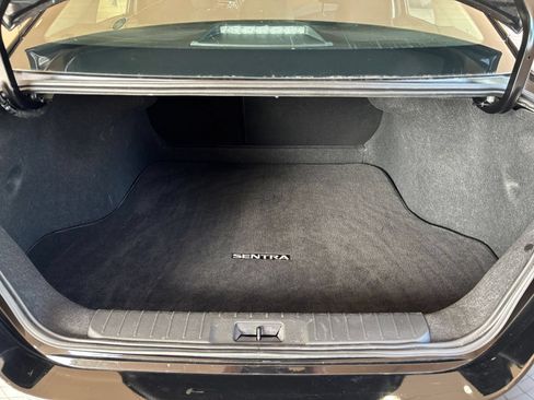 Used 2025 Nissan Sentra SV FWD image 29