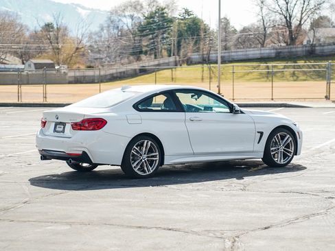 Used 2019 BMW 440i xDrive Coupe w/ M Sport Package image 5