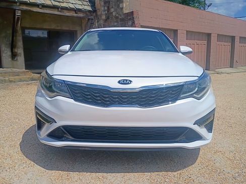 Used 2020 Kia Optima LX FWD image 3