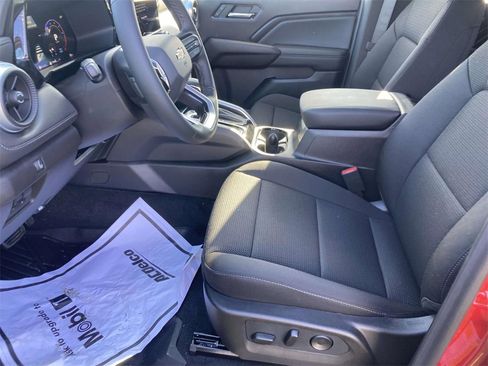 New 2026 Chevrolet Colorado LT image 16