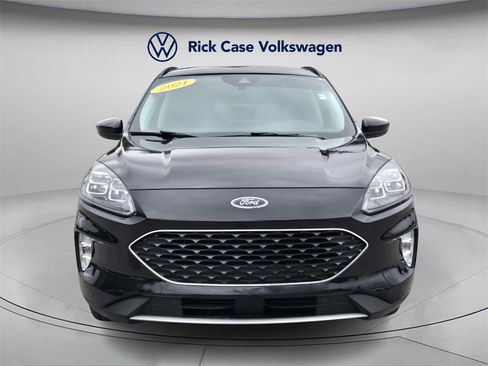 Used 2021 Ford Escape Titanium w/ Class II Trailer Tow Package image 4