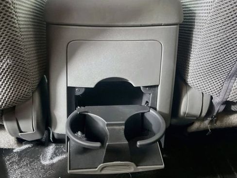 Used 2017 Nissan Frontier SV AWD/4WD image 23
