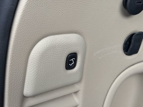 Used 2022 Jeep Grand Cherokee Limited RWD image 30