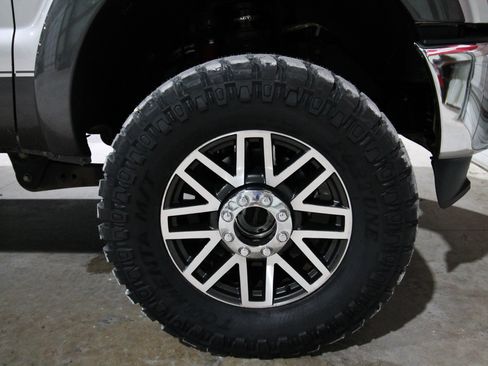Used 2016 Ford F250 Lariat AWD/4WD image 18