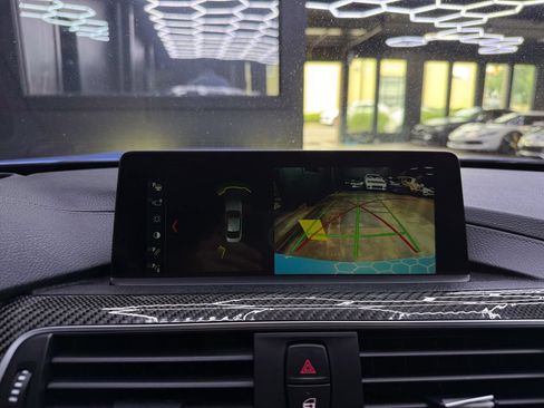 Used 2018 BMW M4 Coupe RWD image 29
