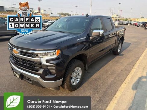 Used 2024 Chevrolet Silverado 1500 LT AWD/4WD image 3