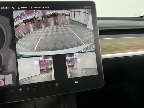 Used 2023 Tesla Model 3 Performance image 17