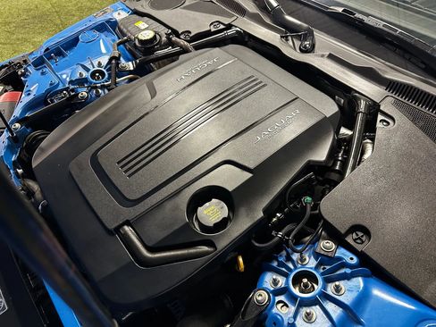 Used 2019 Jaguar F-TYPE Coupe image 21