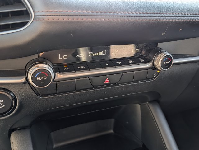 Used 2025 MAZDA MAZDA3 s FWD image 22