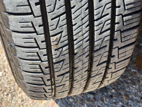 Used 2021 Toyota RAV4 SE w/ Weather & Moonroof Package image 11