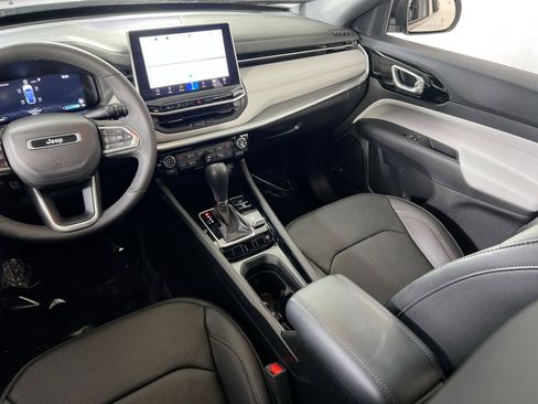 Used 2024 Jeep Compass Limited w/ Elite Group image 23