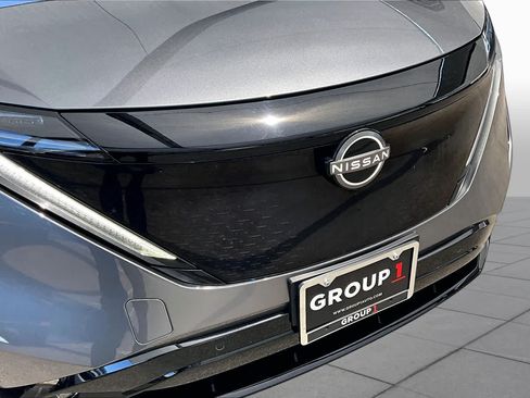 Used 2024 Nissan Ariya AWD image 29
