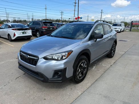 Used 2019 Subaru Crosstrek 2.0i AWD/4WD image 4