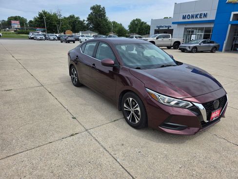 Used 2022 Nissan Sentra SV w/ Electronics Package FWD image 2