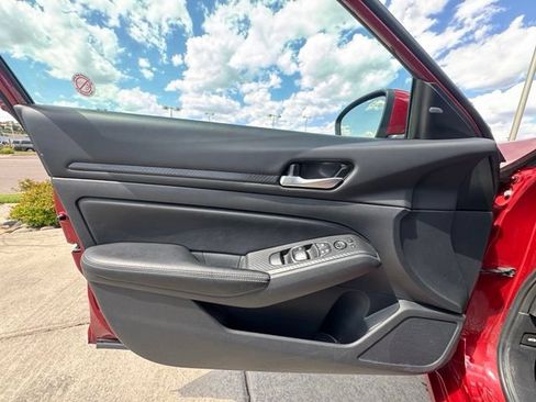 Used 2025 Nissan Altima 2.5 SV w/ SV Special Edition Package AWD/4WD image 26