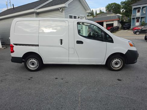 Used 2019 Nissan NV200 S w/ Cruise Control Package FWD image 3