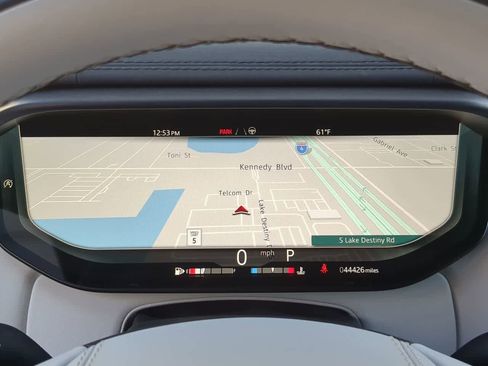 Used 2023 Land Rover Range Rover Sport SE Dynamic image 35