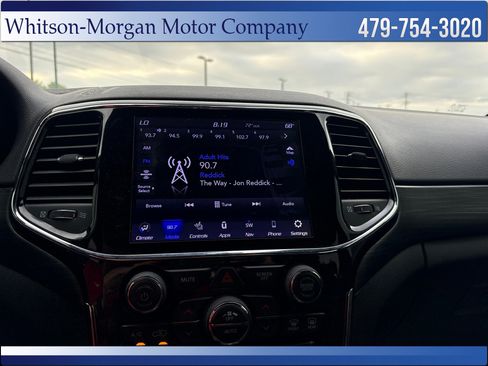 Used 2020 Jeep Grand Cherokee Altitude image 27