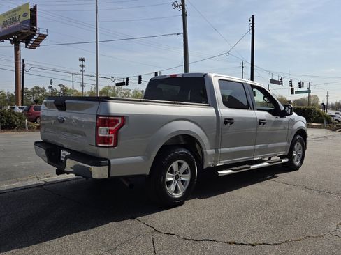 Used 2020 Ford F150 XLT image 4