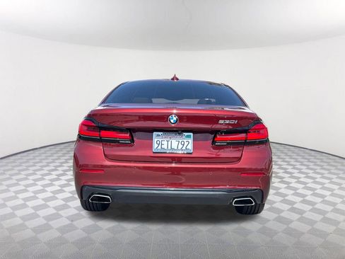 Used 2023 BMW 530i w/ Premium Package RWD image 5