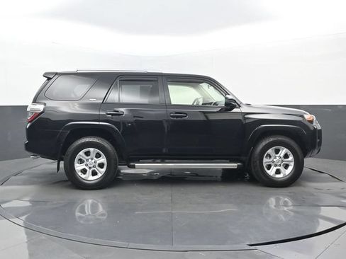 Used 2014 Toyota 4Runner SR5 RWD image 2