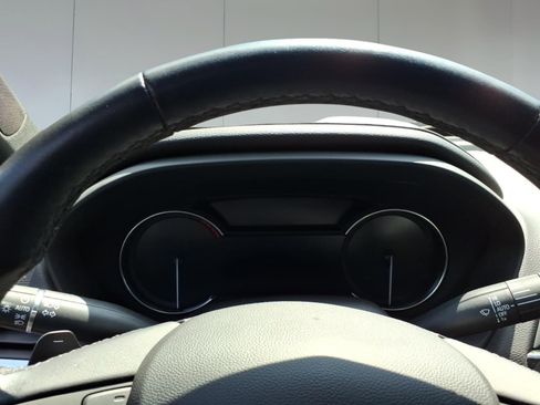 Used 2025 Cadillac CT4 Premium Luxury image 12