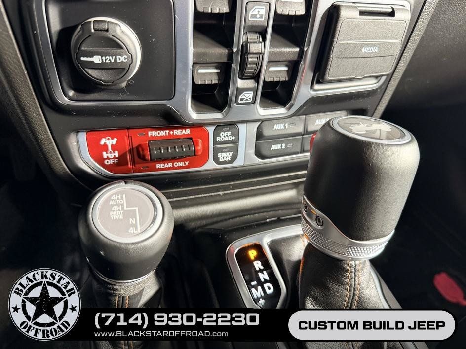 Used 2022 Jeep Wrangler Unlimited Rubicon w/ Trailer Tow Package AWD/4WD image 25