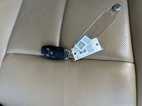 Used 2022 Ford F250 Lariat w/ Lariat Value Package image 20