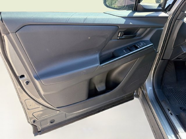 Used 2026 Toyota bZ FWD image 21