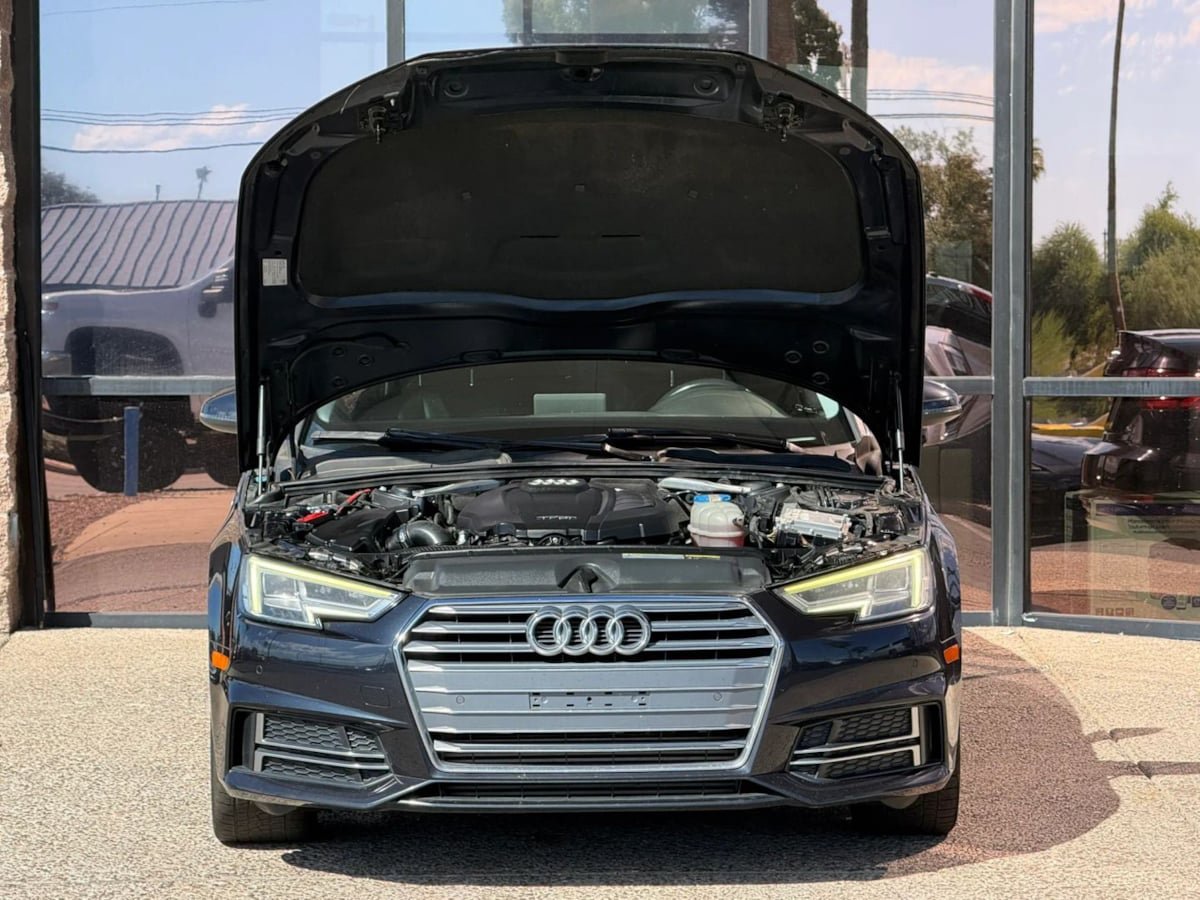 Used 2018 Audi A4 2.0T Ultra Premium Plus w/ Premium Plus Package FWD image 21