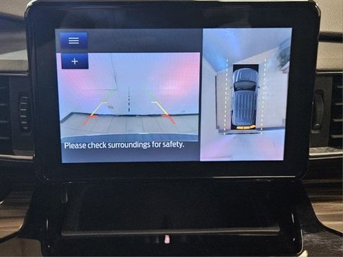 Used 2022 Ford Explorer Limited w/ Equipment Group 301A image 22