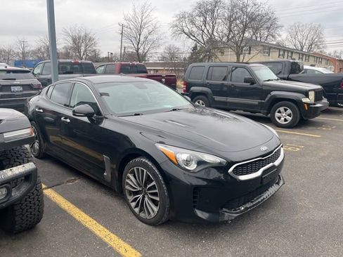 Used 2019 Kia Stinger Base image 7