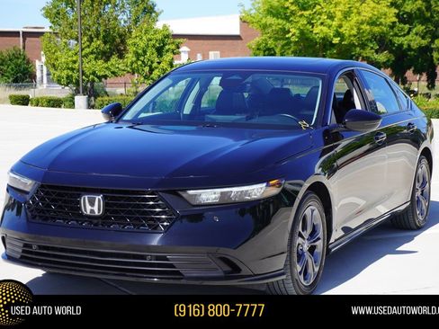 Used 2025 Honda Accord EX-L image 1