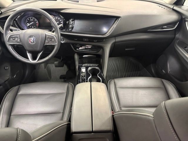 Used 2022 Buick Envision Essence w/ Technology Package I FWD image 2