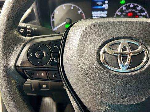 Used 2024 Toyota Corolla LE image 18