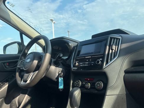 Used 2018 Subaru Crosstrek 2.0i AWD/4WD image 29